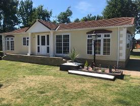 pre loved lodge for sale